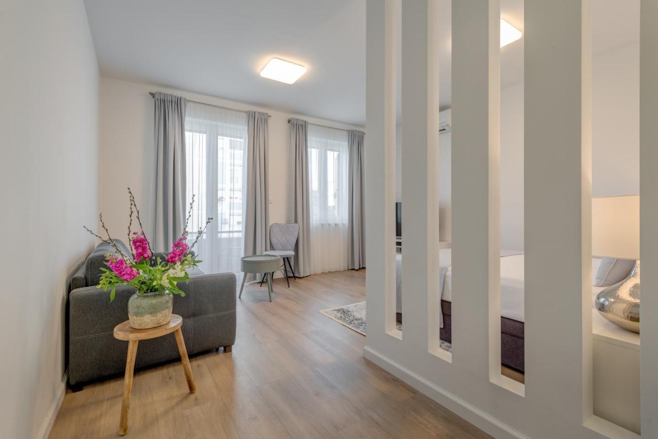 Capital Apartments And Rooms Split Ngoại thất bức ảnh