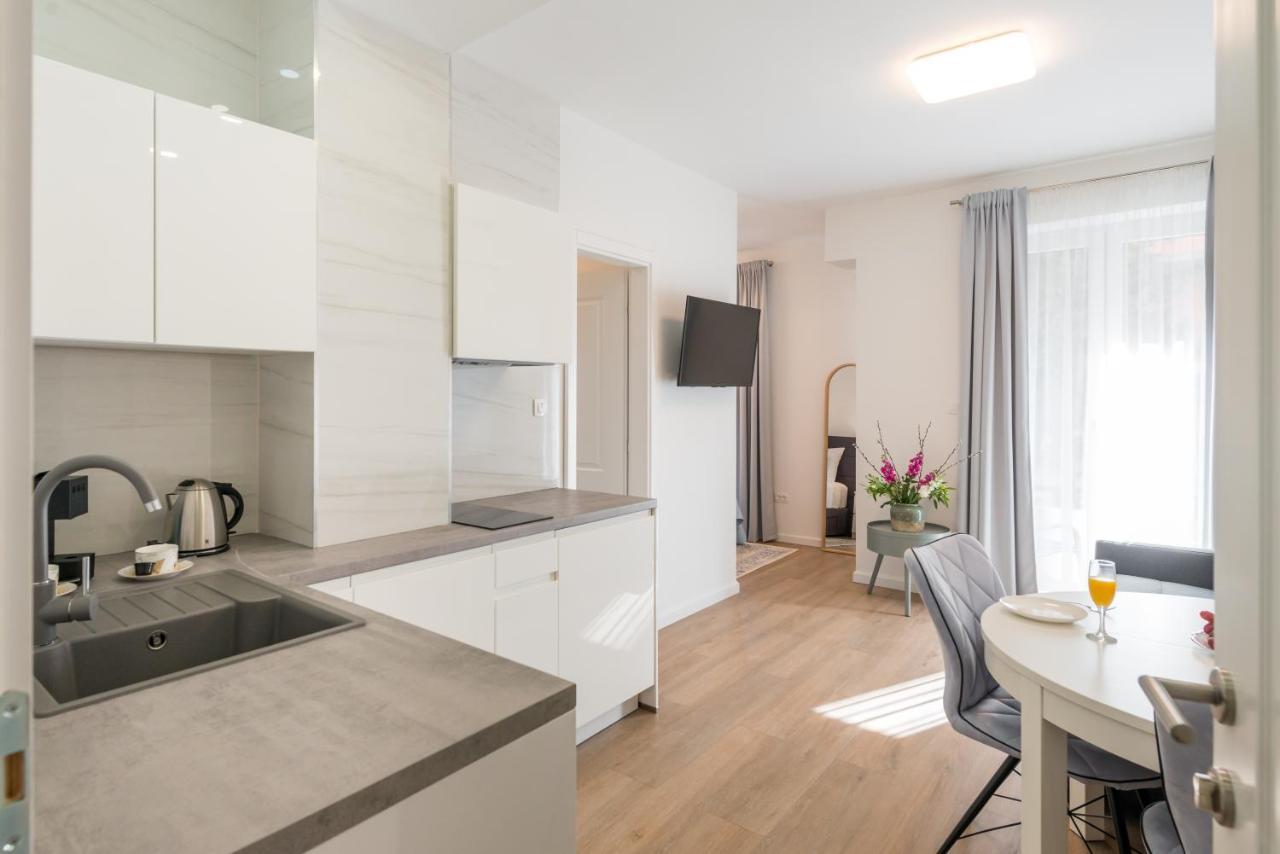 Capital Apartments And Rooms Split Ngoại thất bức ảnh